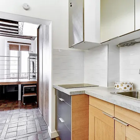 Bnbnova - Charming Near Notre-dame & Marais Appartamento