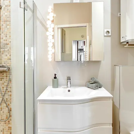 Bnbnova - Charming Near Notre-dame & Marais Appartamento