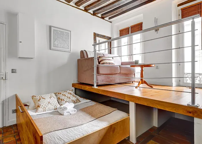 Bnbnova - Charming Near Notre-dame & Marais