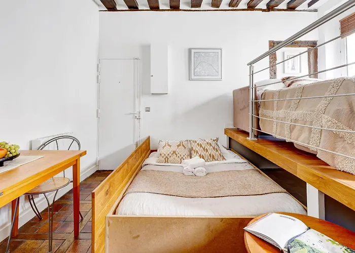 Bnbnova - Charming Near Notre-dame & Marais *